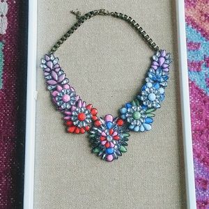 Statement necklace